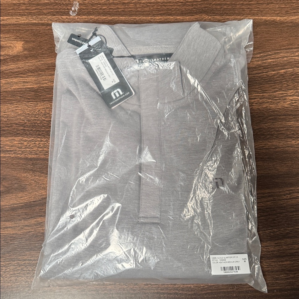 NWT Travis Mathew Cloud Quarter Zip 2.0 soft fleece pullover grey travismathew - Picture 5 of 5